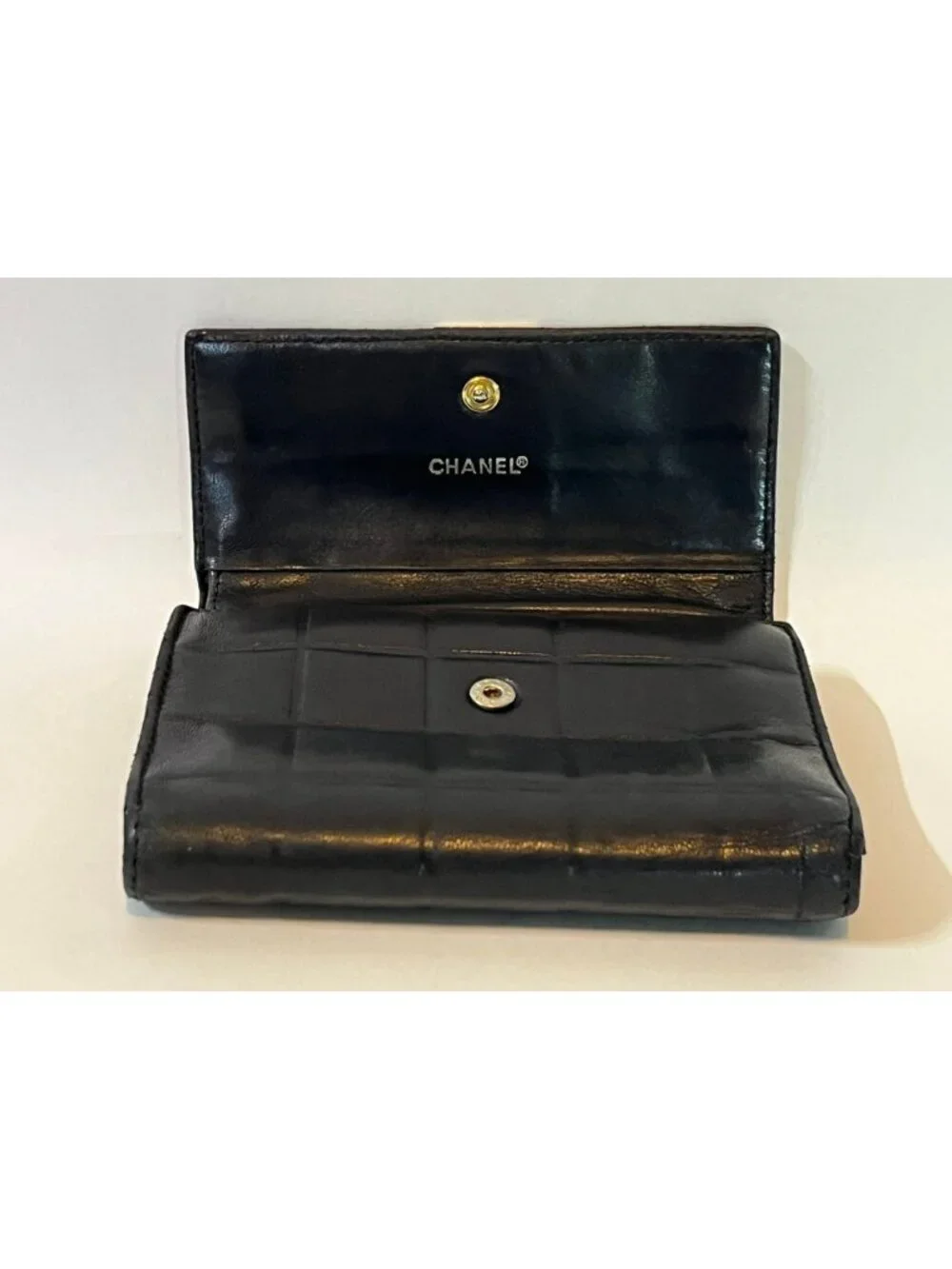 Authentic Chanel Chocolate Bar matelasse square-quilted compact trifold wallet